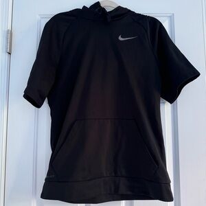Short Sleeve Nike Hoodie. Size S/M.